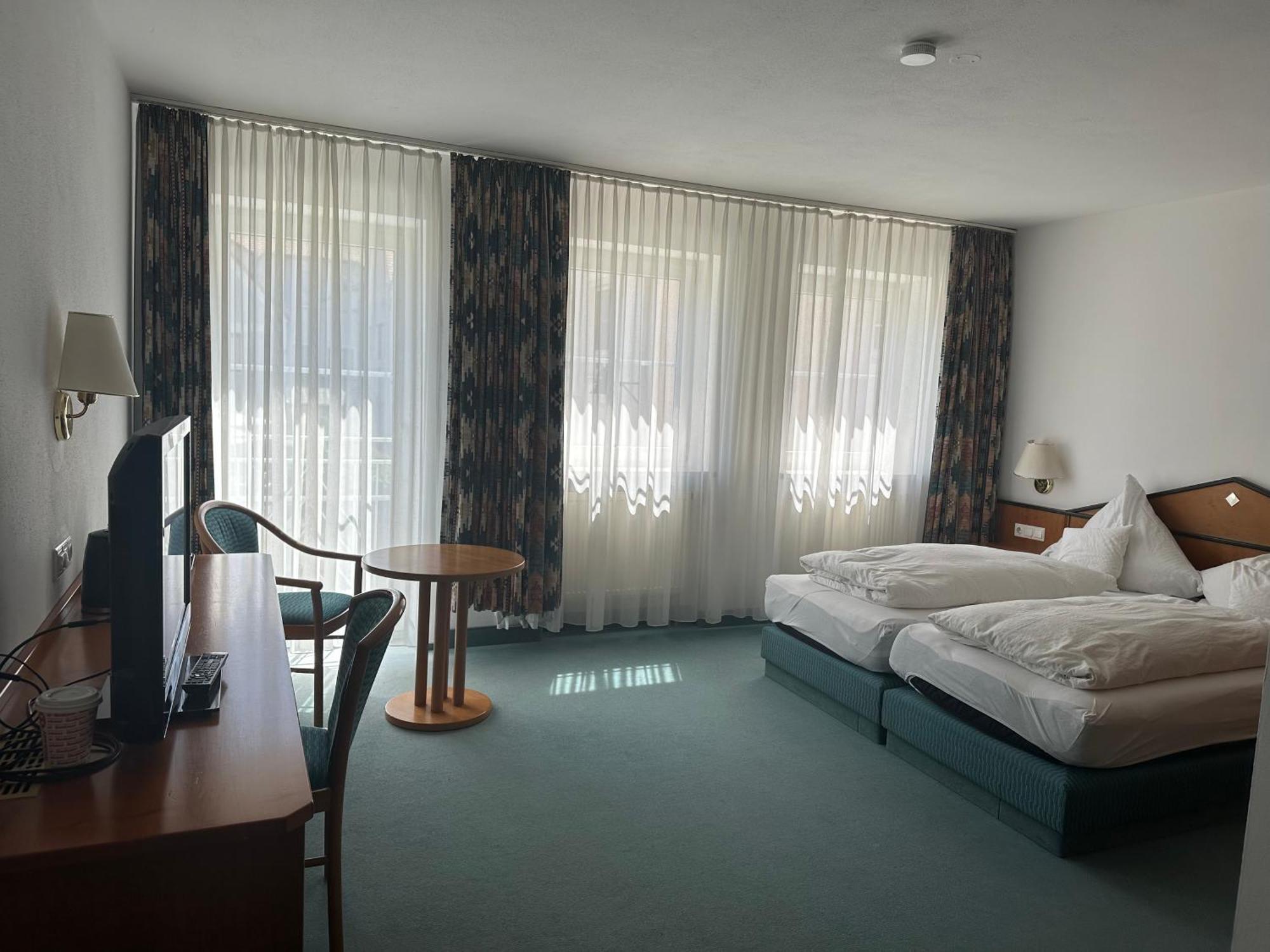St Hotel Reichertshofen Exterior foto